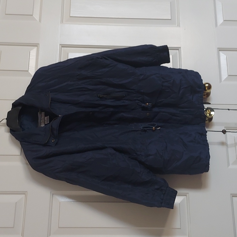 NEW York Women's Jacket Dark Blue, size Med nylon and polyester lined